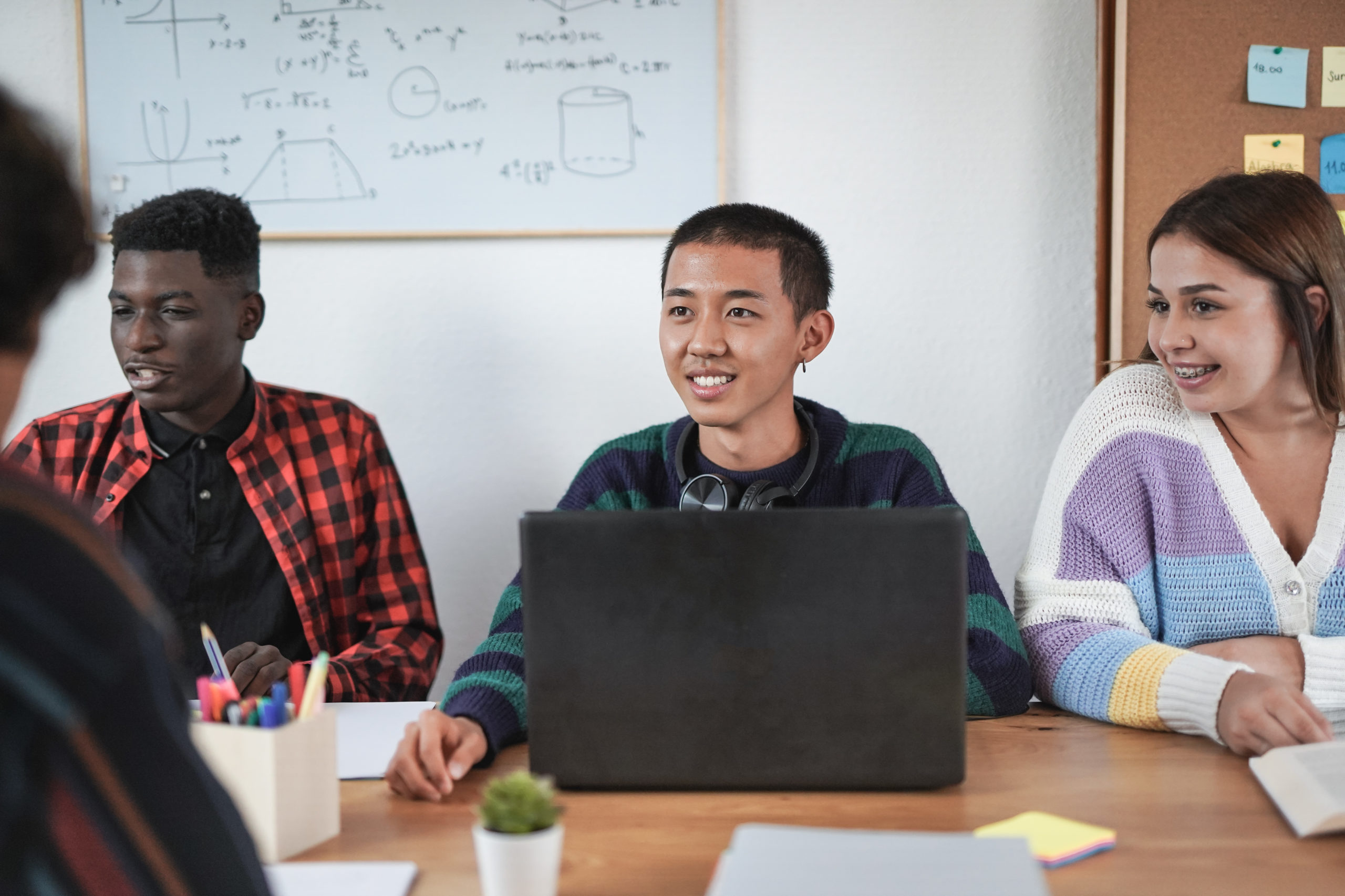 Featured image of college students in a university library